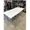 Image 2 : 2 WHITE 27.5" x 27.5" TABLES