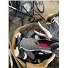 Image 5 : LARGE BOX OF ASSORTED SHOES AND SLIPPERS