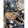 Image 7 : LARGE BOX OF ASSORTED SHOES AND SLIPPERS