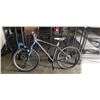 Image 1 : GREY GIANT BIKE