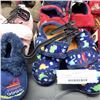 Image 6 : LOT OF NEW CHILD SIZE SLIPPERS AND FOOTWEAR