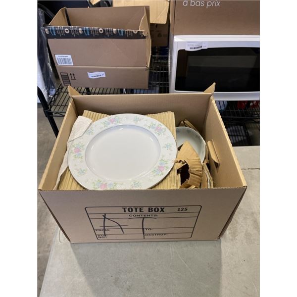 PORCELAIN DINNER WARE SET