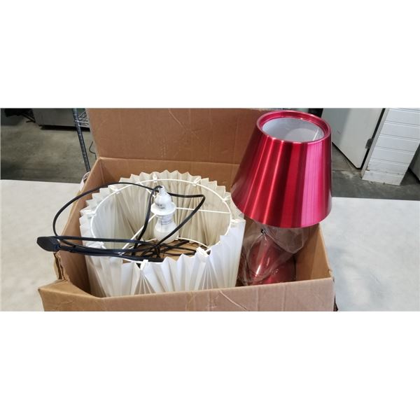 FLOOR LAMP AND 2 TABLE LAMPS