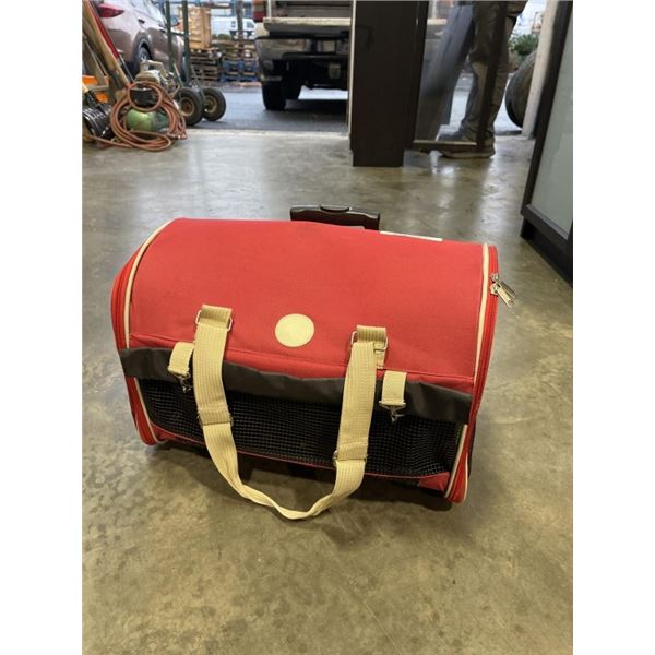 ROLLING PET CARRIER