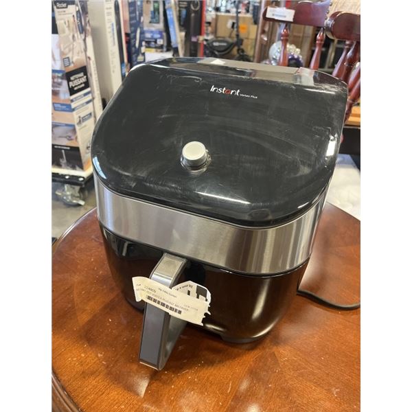 AS NEW UNUSED INSTANT POT VORTEX PLUS 6QT AIR FRYER - TESTED WORKING, RETAIL $188