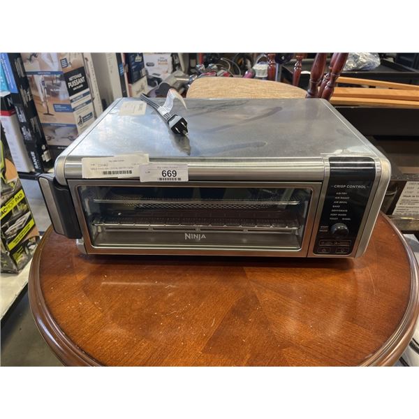 AS NEW, UNUSED NINJA FOODI 8IN1 DIGITAL AIR FRY OVEN - TESTED WORKING, RETAIL $259