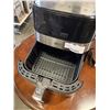 Image 2 : AS NEW, UNUSED ULTIMA COSA DIGITAL 5.2QT AIR FRYER - TESTED WORKING, RETAIL $219