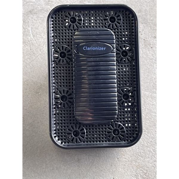 12 NEW BLACK PLUG AIR PURIFIER IONIZERS, 8 CARBON HEADS, 3 NEW 4 PACKS, EACH PACK COVERS 450SQFT