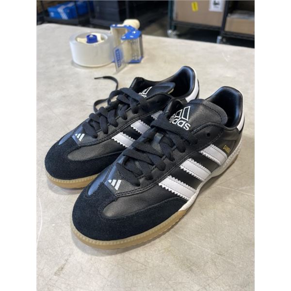 NEW PAIR OF ADIDAS SAMBA MN UNISEX SIZE US 5.5