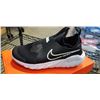 Image 2 : NEW NIKE FLEX RUNNER 2 BLACK / WHITE SIZE 5Y