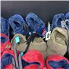 Image 4 : LOT OF NEW CHILD SIZE SLIPPERS AND FOOTWEAR
