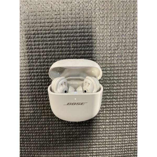 BOSE QUIETCOMFORT ULTRA IN EAR NOISE CANCELLING TRUE WIRELESS EARBUDS - TESTED WORKING