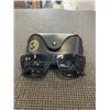 Image 2 : 2 PAIRS OF RAY BAN SUNGLASSES, 1 CASE
