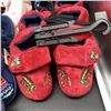 Image 4 : LOT OF NEW CHILD SIZE SLIPPERS AND FOOTWEAR
