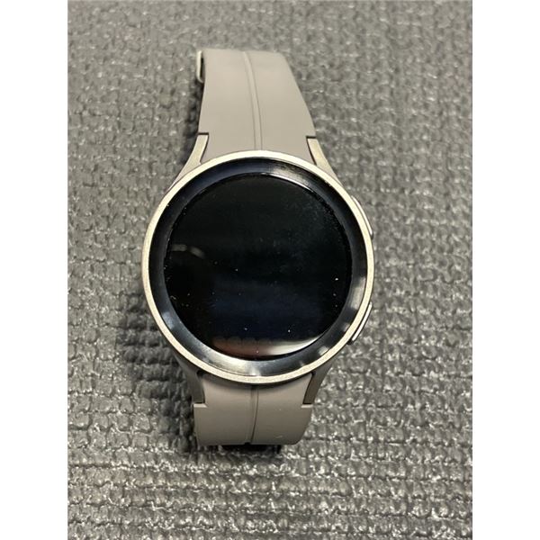 SAMSUNG GALAXY WATCH5 PRO (GPS + LTE) 45MM SMARTWATCH W/ HR MONITOR - TESTED WORKING, RETAIL $629