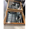 Image 1 : 2 WOOD FRAME MIRRORS