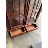 Image 5 : GLASS DOOR CHINA CABINET
