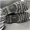 Image 6 : LOT OF NEW FOOTWEAR SIZE 7