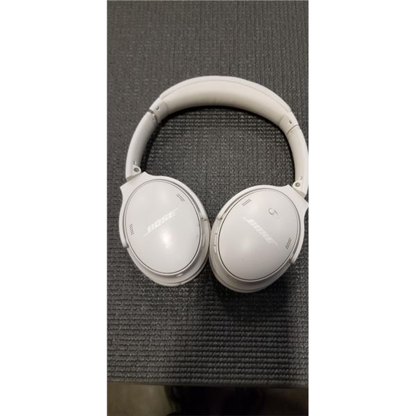 BOSE QUIETCOMFORT OVER EAR NOISE CANCELLING BLUETOOTH HEADPHONES - TESTED WORKING, RETAIL $479