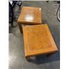 Image 2 : PAIR OF OAK SIDE TABLES