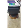 Image 4 : LEATHER SWIVEL CHAIR W/ FOOT STOOL