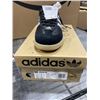 Image 2 : NEW PAIR OF ADIDAS SAMBA MN UNISEX SIZE US 5