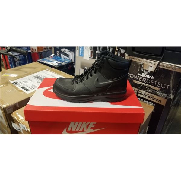 NEW NIKE MANOA LTR LEATHER BOOTS SIZE 7