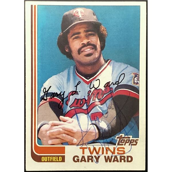 1982 TOPPS GARY WARD ROOKIE CARD - SIGNED