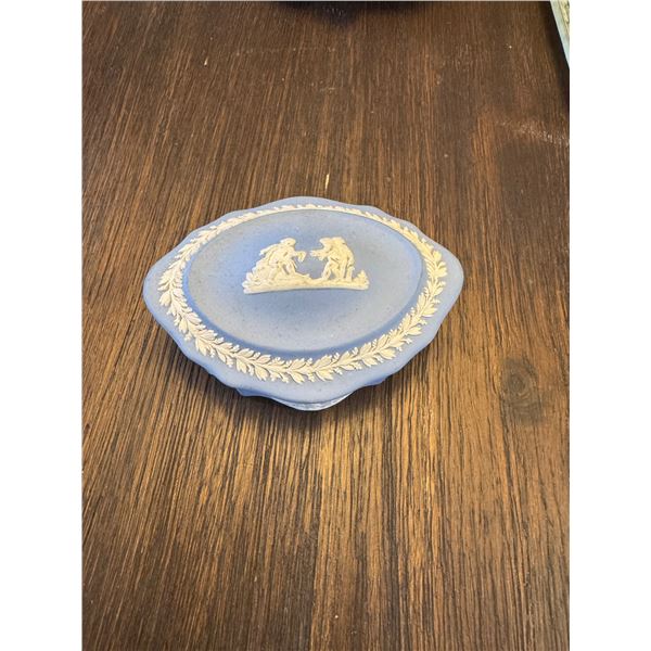 Wedgewood tinker dish