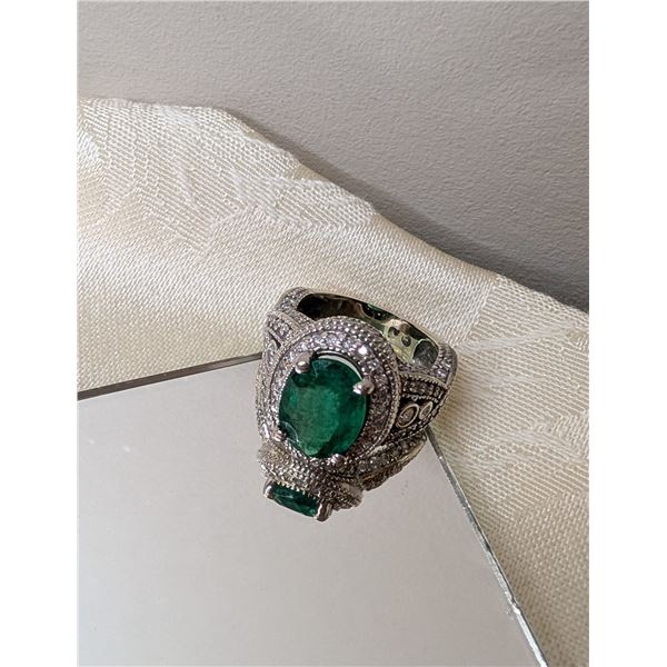 Emerald and Diamond Textured white gold ring