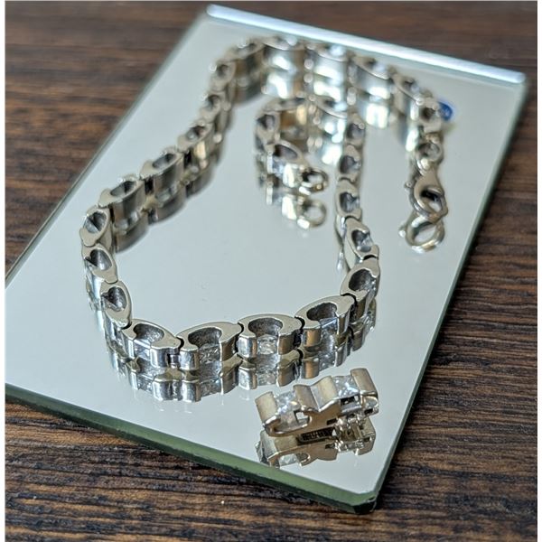 Princess Cut diamond tennis bracelet 14k white gold