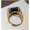Image 2 : 10k Yellow Gold Onyx (?) Spinner Ring