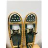 Image 4 : Winter Hiker Snowshoes Approx: 30.5 x 9.75"