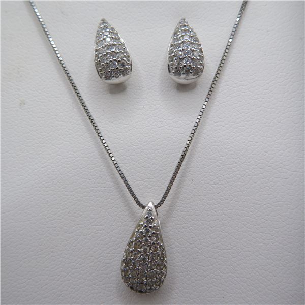925 silver necklace and earrings gift set.  Absolutely beautiful and ready to be a Christmas gift!