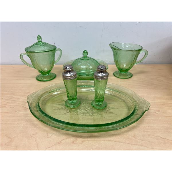 Green Depression Glass Lot - looks quite nice overall - platter 12x8"