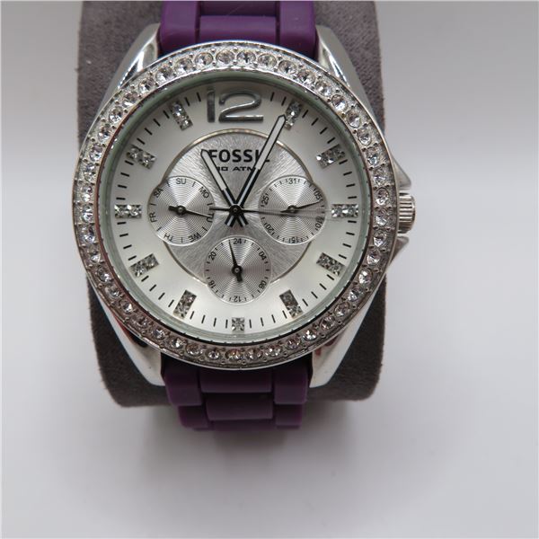 FOSSIL women's watch in box.  Appears lightly used.  In working condition.  No COA, see photos