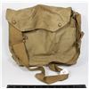 Image 1 : #141 WW2 CANADIAN P1937 GAS MASK BAG 1942