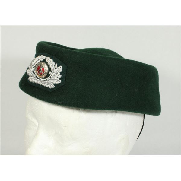 #157 EAST GERMAN POLICE FILZKAPPEN FEMALE SERVICE