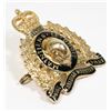 Image 2 : #192 1960S ROYAL CANADIAN MOUNTED POLICE CAP BADGE