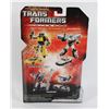 Image 2 : #355 TRANSFORMERS UNIVERSE PROWL AUTOBOT 2007
