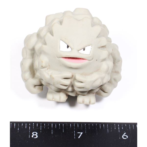 #424 POKÉMON  GEODUDE SPINNING FIGURE BURGER KING