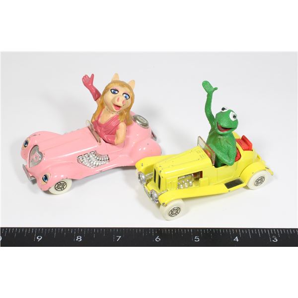 #499 1979 CORGI KERMIT THE FROG + MISS PIGGY CARS