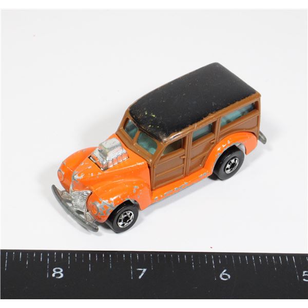 #505 1979 HOT WHEELS TOY CAR FORD WOODY WAGON