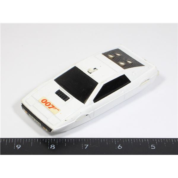 #512 CORGI 007 LOTUS ESPIRIT JAMES BOND CAR 1977