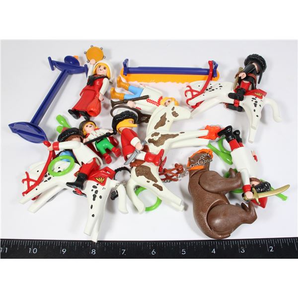 #553 PLAYMOBIL 3632 GYPSIES WITH DANCING BEAR 1994