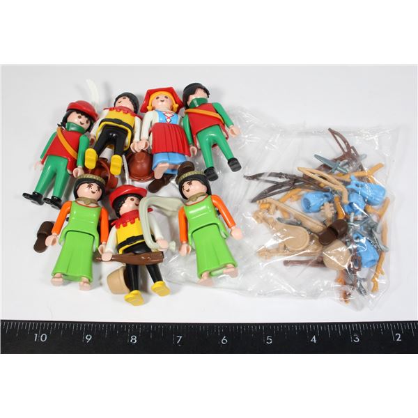 #554 PLAYMOBIL MEDIEVAL PEASANTS ASSORTED FIGURES