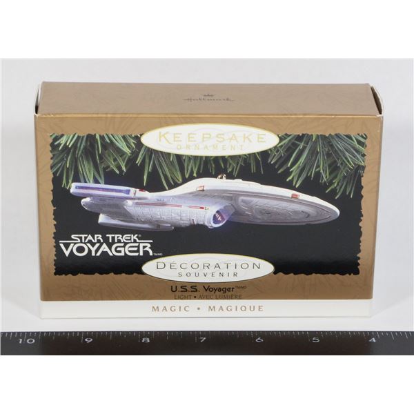 #787 STAR TREK VOYAGER USS VOTAGER ORNAMENT