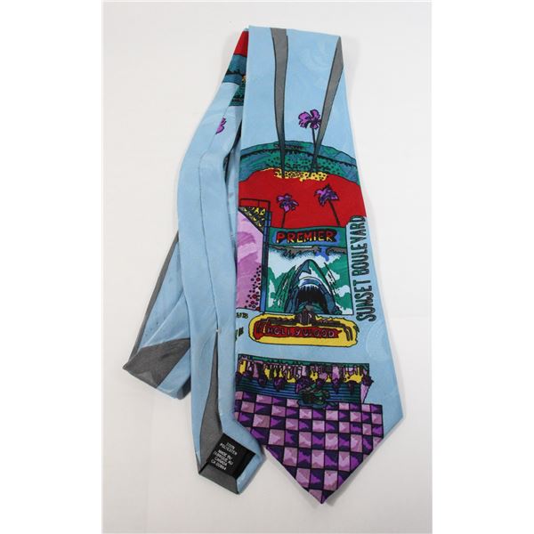 #810 VINTAGE MEN'S TIE JAWS HOLLYWOOD CALIFORNIA