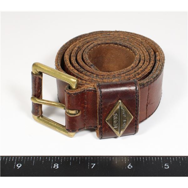 #829 LEVI'S SINCE 1850 LEATHER BELT + BUCKLE LARGE