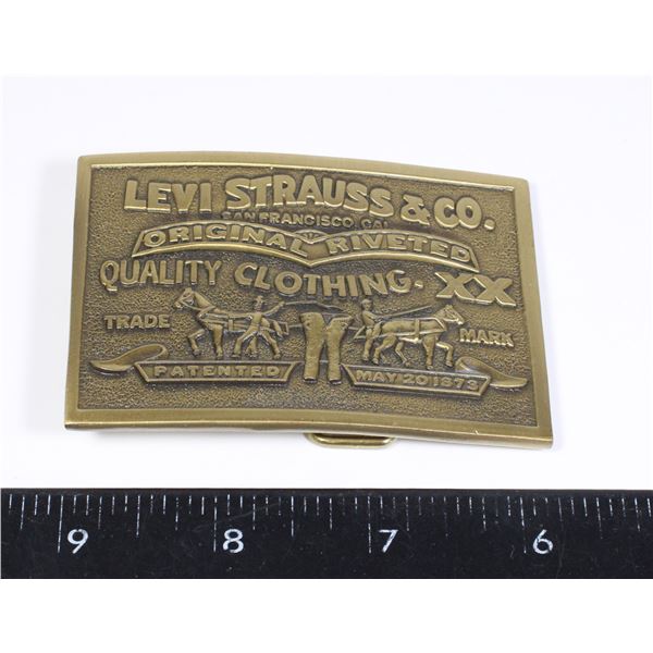 #830 LEVI STRAUSS & CO BELT BUCKLE METAL